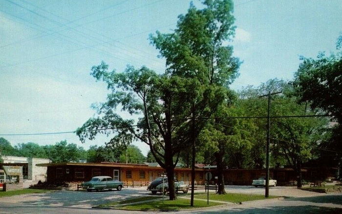 Wood Motel - Old Postcard Shot (newer photo)